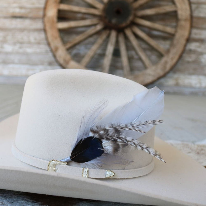 Feather Hat Accent - Sweet Cream