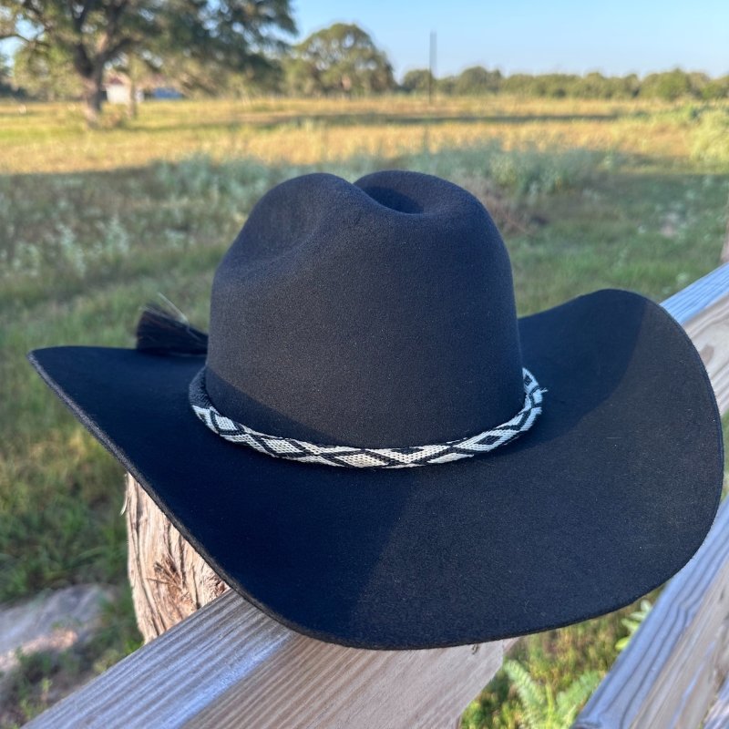 Hitched Horsehair Braided Hat Band - White & Black