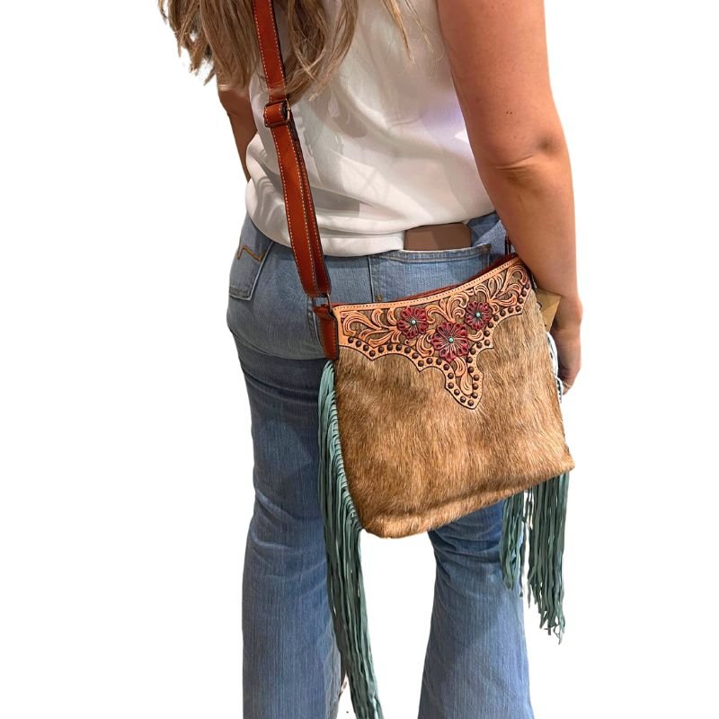 Ariat crossbody Clearance